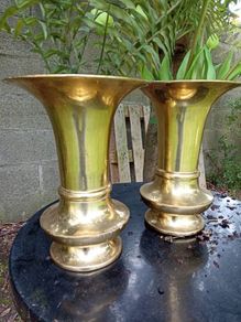 2 X Decorative Vases