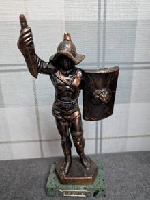 Statuette of a knight XIX century solid bronze and marble