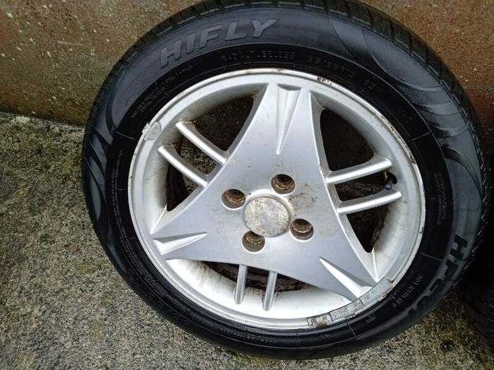 15inch Ford alloys