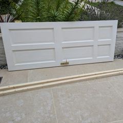 Free door