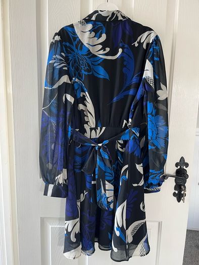 Lipsy Dress in Size 12 - worn only once, gorgeous shades of blue on black background