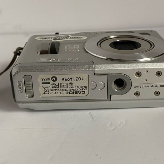 Casio Exilim EX-Z110 6.0MP fully working
