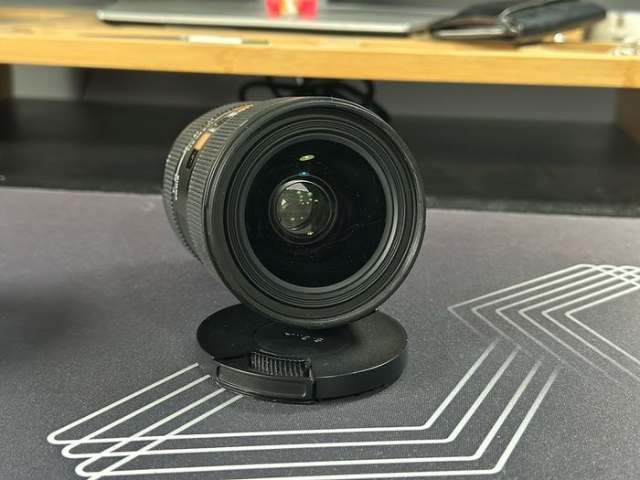 Sigma 18-35mm F1.8 lens