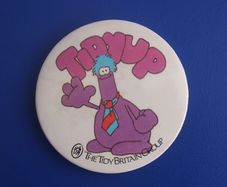 THE TIDY BRITAIN GROUP (environmental charity) - a scarce promotional badge featuring Tidyup from the popular children's TV cartoons of the 80s (dated 1989)