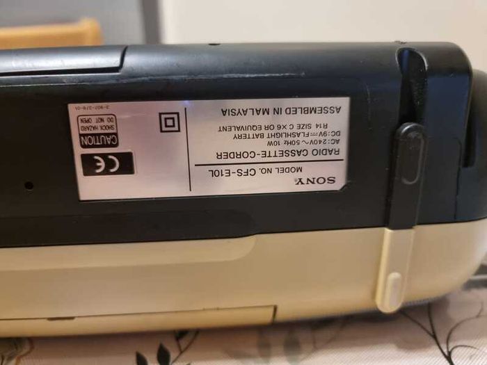 From 1992 Sony CFS-E10L, works perfect. See pictures.