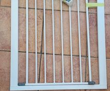 baby stair gate