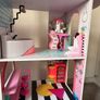 Doll house Image 2