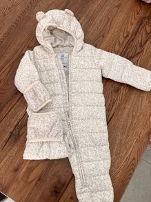 Baby girl outdoor bundle 6 pieces