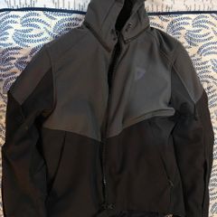 Revit! xl motorbike rain and winter Jacket, hoodie with spine guard