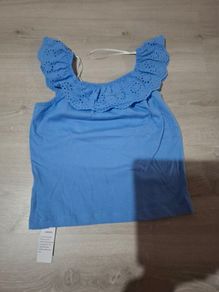 New girls top size 31-32