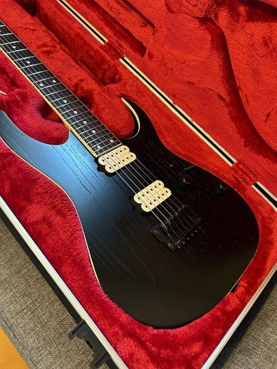 Ibanez Prestige RGR652
