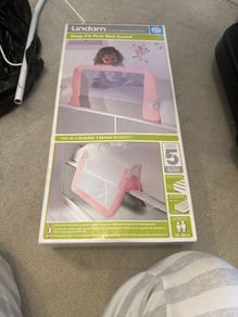pink bed guard
