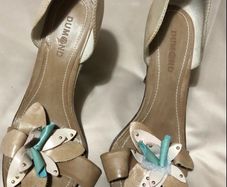 Ladies new leather shoes size 7