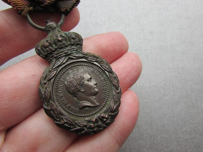 France.St Helena Campaign Medal.Napoleonic Wars..Est 1857.Service 1792 to 1815.Army/Navy.
