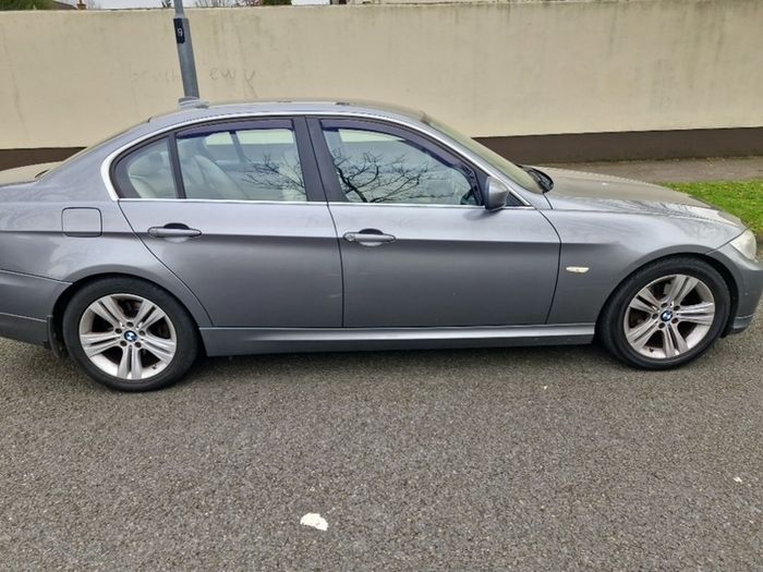 2011 BMW 3 Series