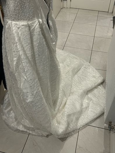 wedding dress