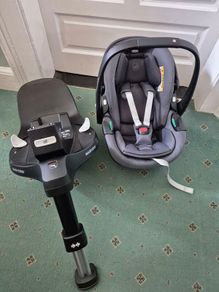 Maxi cosi baby car seat with isofix