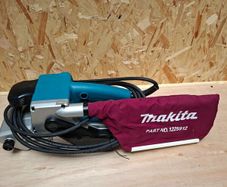 Makita belt sander 9404