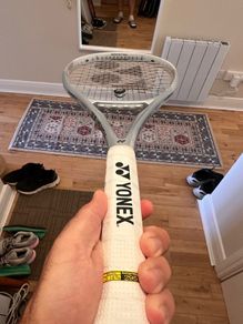 YONEX MUSE 100 tennis racket