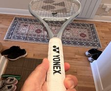 YONEX MUSE 100 tennis racket