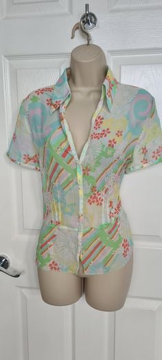 Very Pretty Colourful Short Sleeve Silk Shirt from Betty Barclay size 12