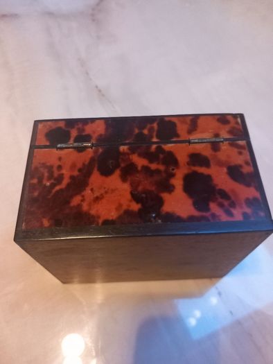 Tortoise shell antique trinket box, probably French, stunning, D18 free reg post