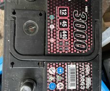 12 v battery