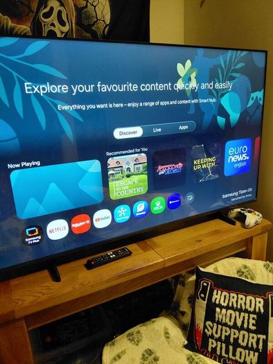 samsung 55 inch crystal  4k uhd smart TV 2025
