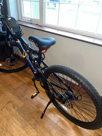Apollo Mountain Bike 21-speed