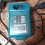 Makita screw gun and driver Image 2
