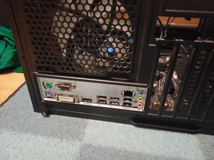 PC tower with Power source