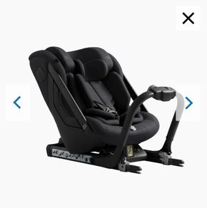 Axkid One car seat