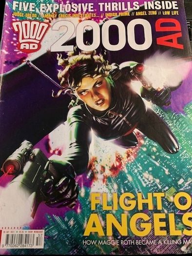 2000 AD Featuring Judge Dredd Progs 1754- 1758 complete running 5th Oct 2011-2nd Nov 2011- IPC Magazines