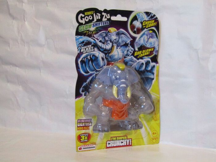 Heroes of Goo Jit Zu Gigatusk Figure Ultra Rare Hero Pack Glow Shifters Figure Brand New Sealed Rare Hard To Find