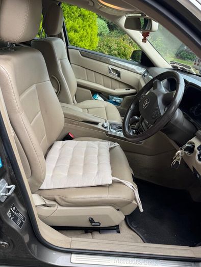 Mercedes-Benz E-Class 2010