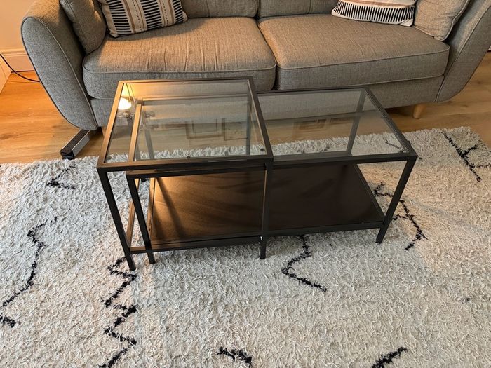 coffe glass table
