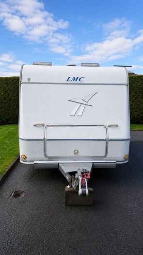 LMC Mnsterland Dominant 655D 6-Berth Twin Axle