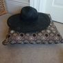 black straw hat Image 2