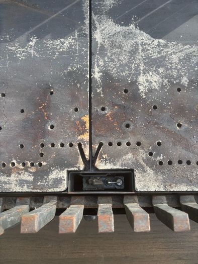 Gas Fire Engine, basket & Remote Control