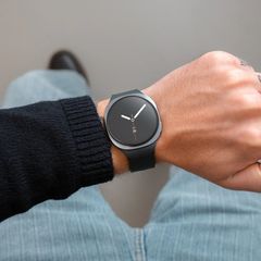 Samsung Galaxy Watch8 Bluetooth enabled Graphite - New With ORIGINAL RECEIPT FROM SAMSUNG