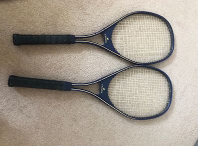 tennis racket