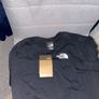 Black north face t shirt Image 3