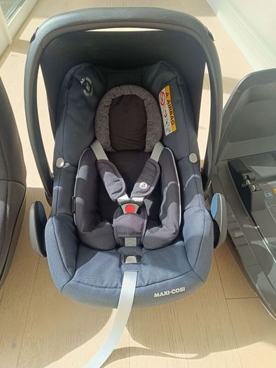 Maxi Cosi Newborn and Toddler car seat.