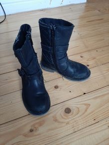 girls black boots