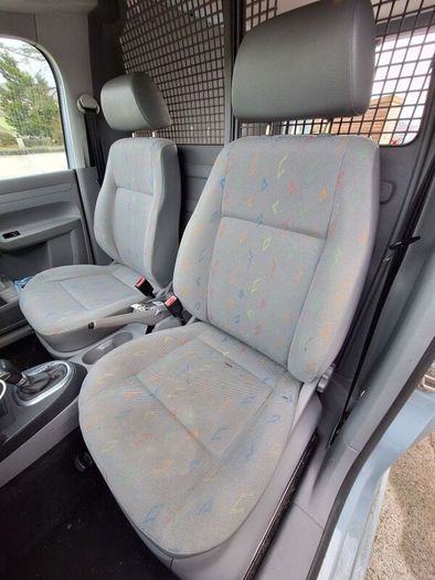 VW Caddy Seats