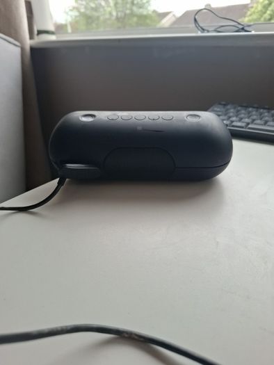 Sony Speakers SRS- XB20 with charging cable