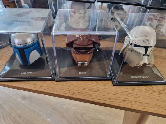 43 Star Wars DeAgostini Helmet collection