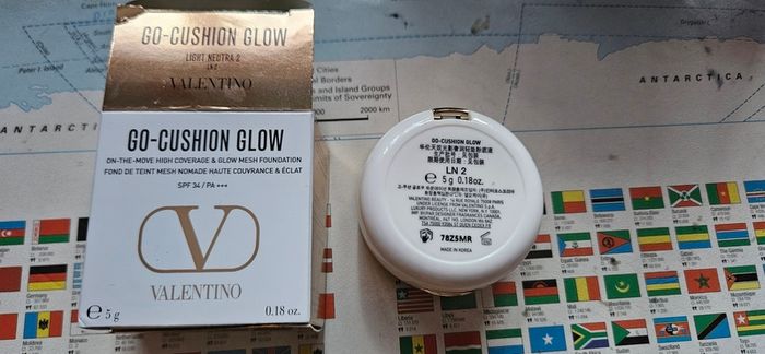 Valentino Go Cushion Glow Cushion Foundation in LN2 Travel Size in 5g
