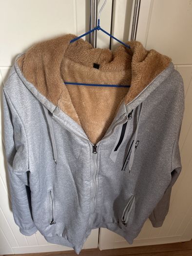 Men's sweatshirt