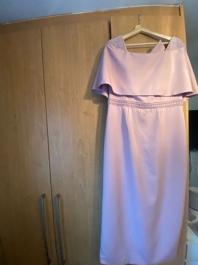 Mother of the bride/gromm dress+hatinator suze 14